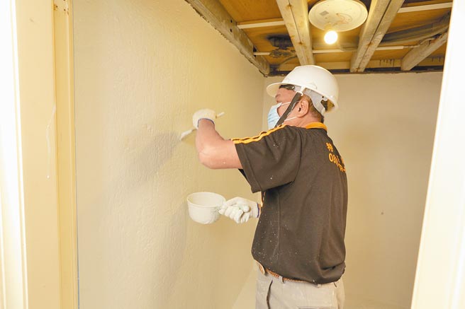 特力屋提供線上報價、結帳服務，訴求免出門即可完成居家裝潢需求。（特力屋提供）