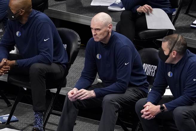 刚跟独行侠分道扬镳的卡莱尔，确定重回老东家溜马担任总教练。(美联社资料照)