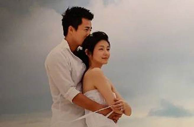 大S与汪小菲十年婚姻面临考验。(取自汪小菲微博)