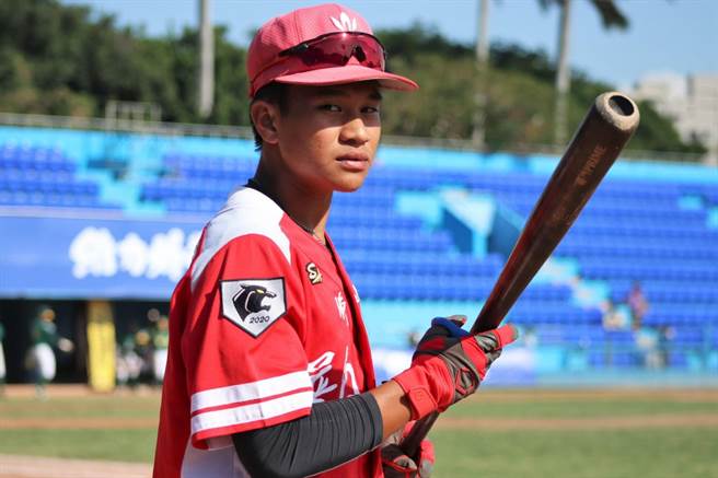 普门高中游击手张仁玮决定投入中职选秀。（米马力经纪公司提供）