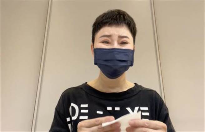 詹雅雯回忆起过去忍不住激动落泪。（图／翻摄詹雅雯脸书）