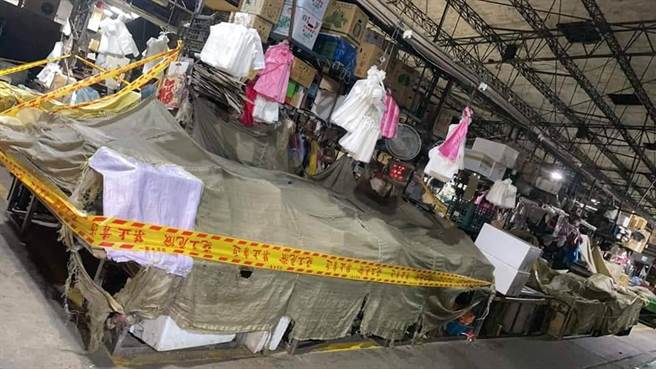 萬大市場發生確診者感染，36個攤位被封鎖，預計停業3天大清消。（民眾提供／張穎齊台北傳真）