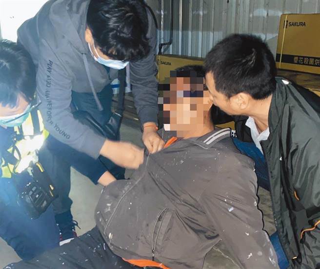 曾姓恐怖油漆工疑自己戴綠帽，15刀刺穿女友臉頸斃命還強辯是「不小心的」。(中時資料庫)