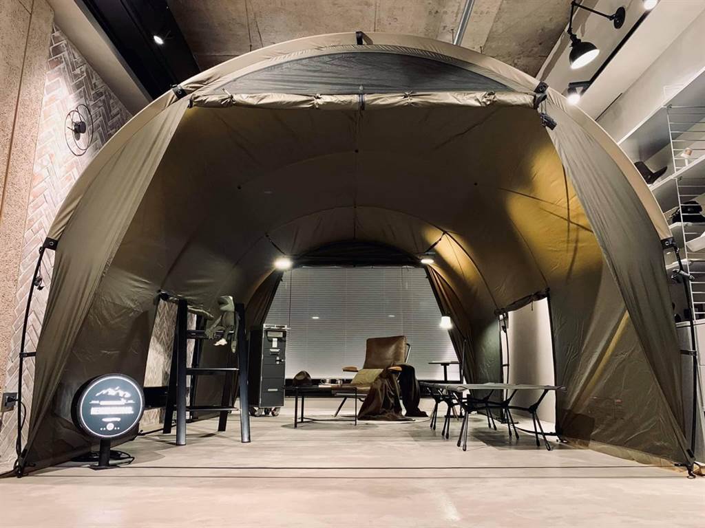 ▲防疫期間在家搭帳篷，立刻就有置身戶外的自在感。（圖片來源／陳博淞）

