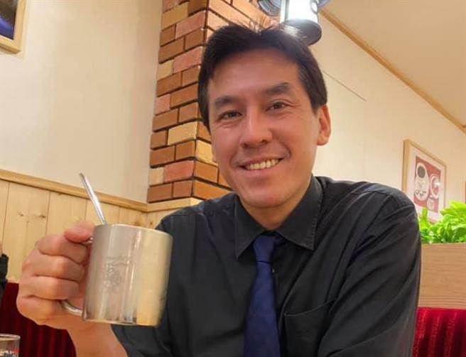 资深媒体人黄暐瀚。(取自黄暐瀚脸书)