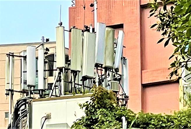 民眾如欲查询基地台的明确地点，恐怕得靠自力寻找。（中信房屋提供／卢金足台中传真）