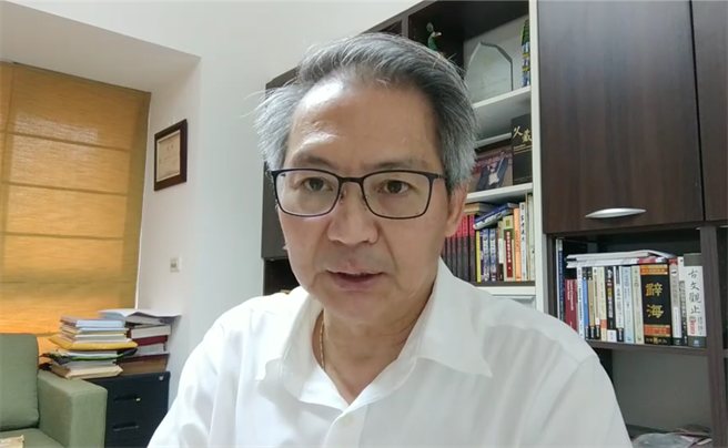 中华民国防疫学会理事长王任贤接受⟪中时新闻网⟫专访时点出，台湾防疫最大的痛点来自政府。(摄影/陈盈臻)