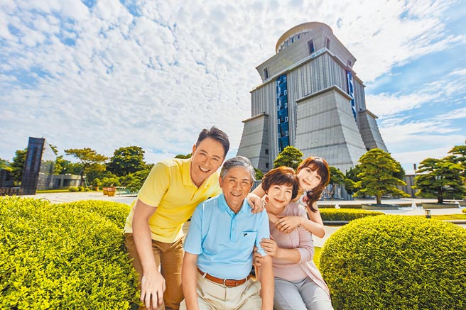 南部有业者推出民眾接种疫苗，买塔位就可享优惠价的促销方案。（业者提供／林瑞益高雄传真）