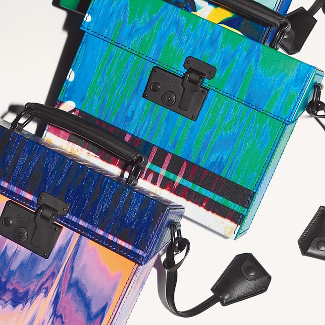 Ellen Carey的抽象畫作轉至包款上，成為另一種賞心悅目的藝術品。（Dunhill提供）