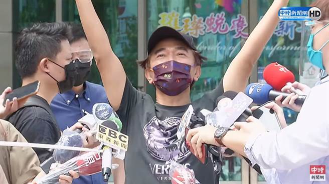 吴宗宪高喊「I Love You Taiwan」。（图／中时新闻网Youtube）