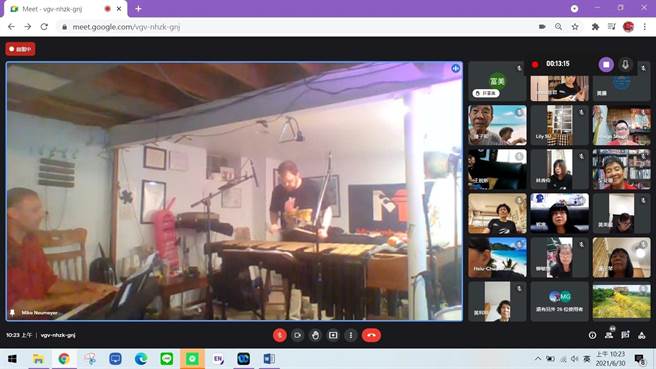 嘉义县乐龄学习示范中心今透过线上课程，让40多位学员跨国与美国音乐人、学者进行线上音乐交流。（嘉义县乐龄学习示范中心提供∕吕妍庭嘉义传真）