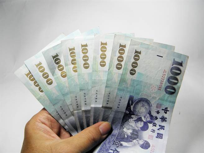 台北外匯市場新台幣兌美元30日收在27.87元，升值3.8分。(示意圖/達志影像)