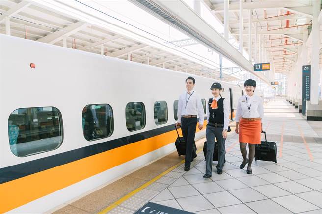 台灣高鐵因其穩定性，以及相對優渥的薪資福利，深受不少新鮮人喜愛。（圖/取自台灣高鐵臉書粉專）
