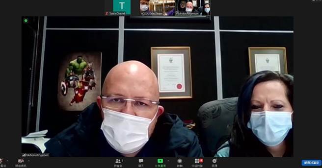 外貿協會辦理「南部非洲線上拓銷團」，廠商積極與買主洽談商品。（圖／貿協提供）
