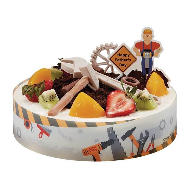 （85度搶攻父親節商機推出四款主題蛋糕，圖為「萬能老爸」蛋糕。圖／85度C提供）