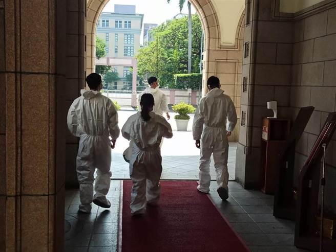 台湾高等法院及台北地方法院、最高行政法院比邻形成司法特区，也因此疫情不断。（本报资料照片）