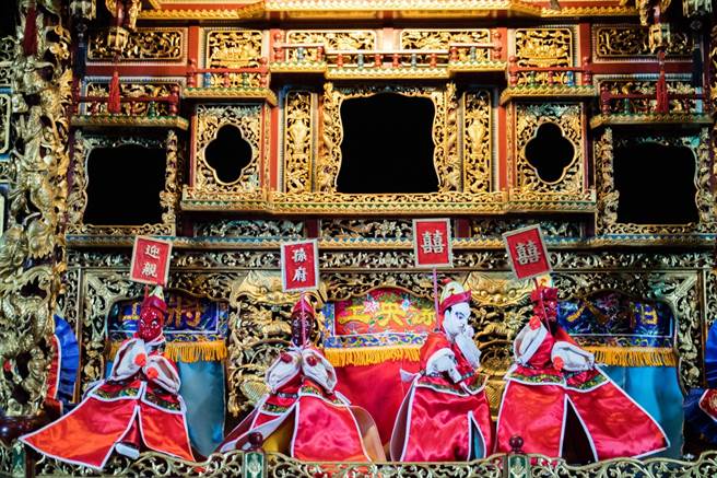 台中市文化局推出的线上文化城「家庭剧院」系列影片，台中木偶剧团展示精彩的操偶技巧。（台中市文化局提供／陈淑芬台中传真）