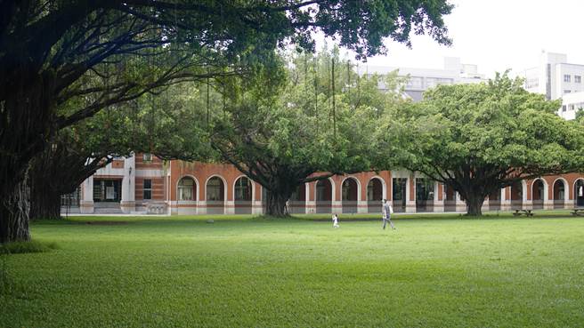 成功大學今天宣布，開學延至9月15日。(成大提供／曹婷婷台南傳真)