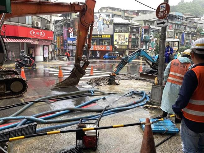 台水公司已规画投入8亿元加速汰换漏水或阻塞严重的老旧管线。（仅为示意图）（本报资料照）