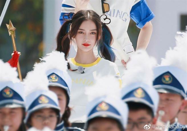 女星Angelababy（杨颖）。(图/ 摘自Angelababy微博)