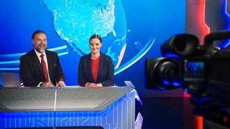 視訊連線採訪驚見「裸女露雙球」主播驚人反應觀眾嗨翻