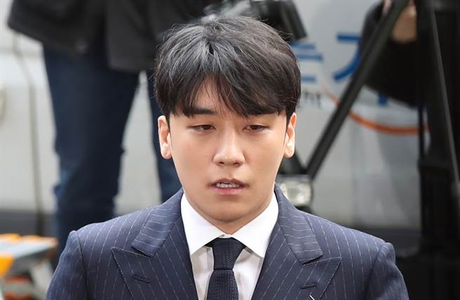 当兵中的胜利昨被军事检察官起诉9罪。（图／达志影像）