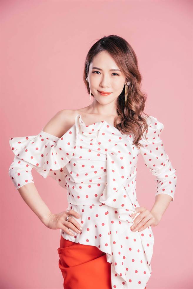 吴申梅近日接下七支业配。（音圆唱片提供）