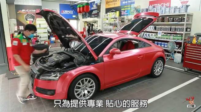 车丽屋汽车百货积极培训员工，提升员工专业并扩大未来职涯发展。（图/1111人力银行提供）