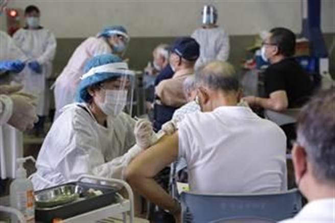 台湾防疫韧性排名吊车尾  杨照：一点都不冤。本报资料照