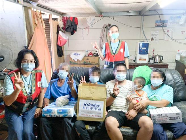 天主教善牧基金會發起Rihaday／ Masvalaa善牧平安箱計劃。（善牧基金會提供／林良齊台北傳真）