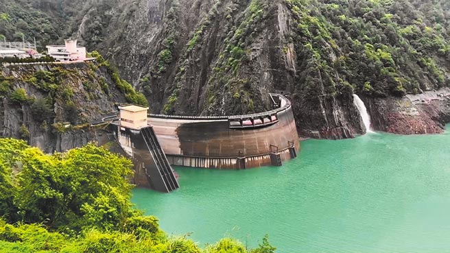 德基水库水位持续回升，蓄水率达35.84％创今年新高。（民眾提供／王文吉台中传真）