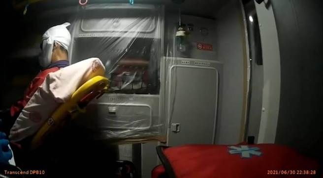 邱姓男子疑似違反規定，日前前往北屯區大坑步道登山自摔。（民眾提供／陳淑娥台中傳真）