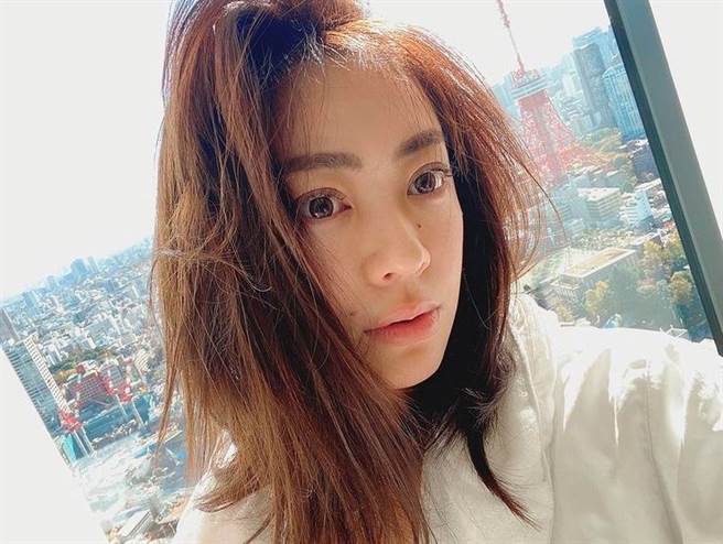 松冈李那曾到香港发展多年。（图／翻摄自IG）
