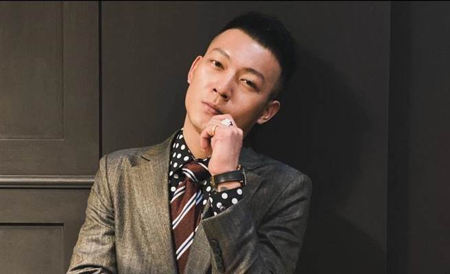 凤梨2018年开始创业，为丞逸国际创办人。（图/凤梨 脸书）