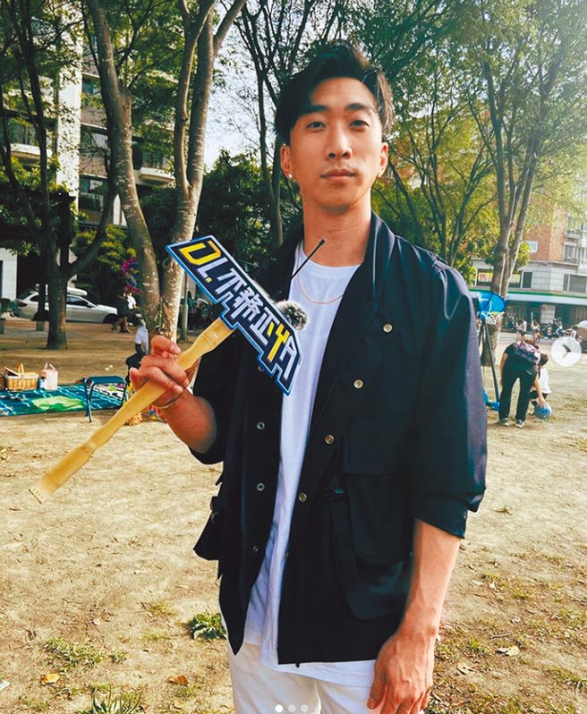 怀颢即将推出全新创作专辑。（摘自怀颢IG）