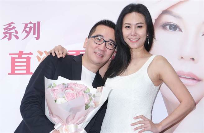 洪晓蕾和王世均离婚后，仍维持友好关系。(图／本报系资料照)