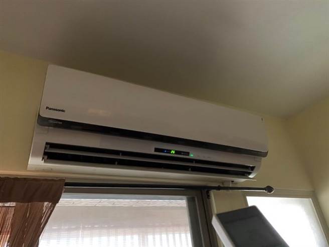 夏天到了，冷气维修保养需求增加，拥有冷气空调专业的技术人员，每日兼差薪资上看3000元。（图/1111人力银行提供）