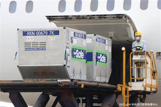 日本政府今年6月捐助我124萬劑AZ疫苗。（中央流行疫情指揮中心提供）