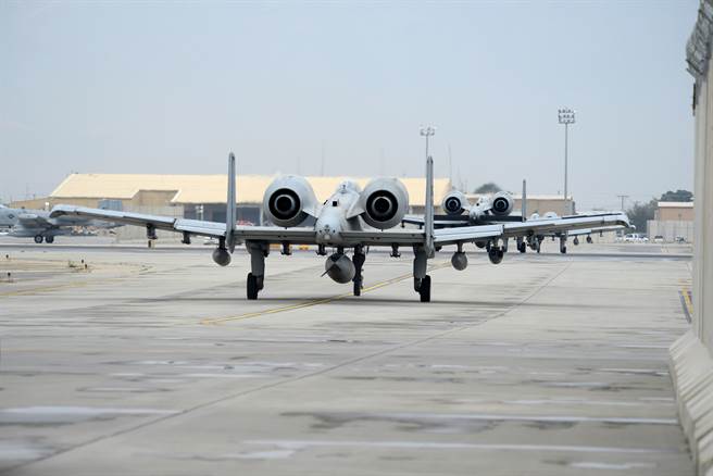 美军上周悄悄撤离阿富汗巴格兰空军基地。图为先前部署于当地的A-10攻击机。（图／DVIDS）