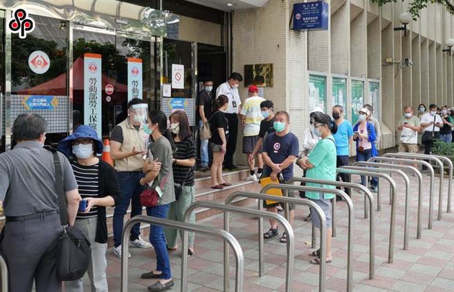 勞動部統計，截至今年5月底，撤銷原核定案件數為471件，撤銷比率為34.94％。（報系資料照）