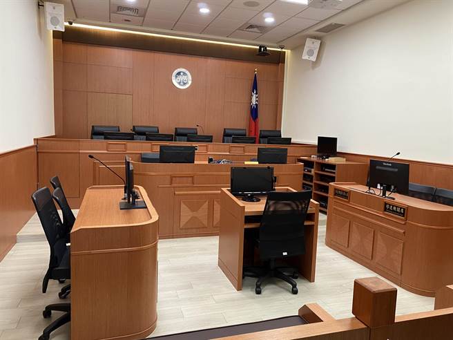 台南警局刑事小队长向电玩业者索贿40万元 判决撤职。（资料照）