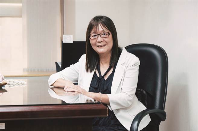 观传局副局长李丽珠分享，辅导MICE业者获得WTTC安全旅游戳记，亦有助于行销台北，创造双赢的效益。（摄影／蔡耀徵）