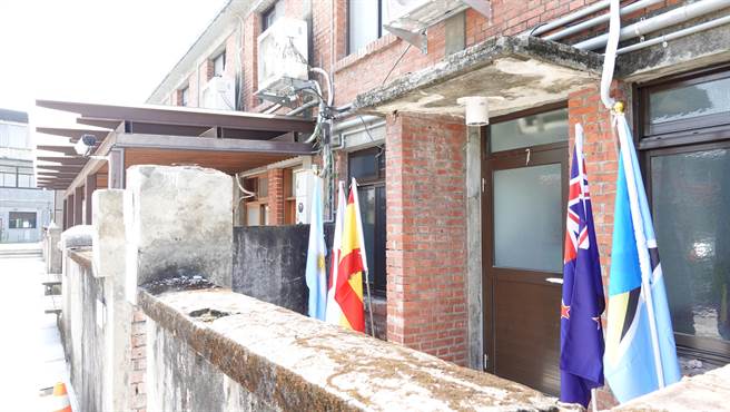 宜蘭市公所後方舊宿舍群，已成立阮義忠台灣故事館作為文化據點，市公所規畫成立「國際交流舍」，預計在疫情解封後開放使用。（宜蘭市公所提供／李忠一宜蘭傳真）