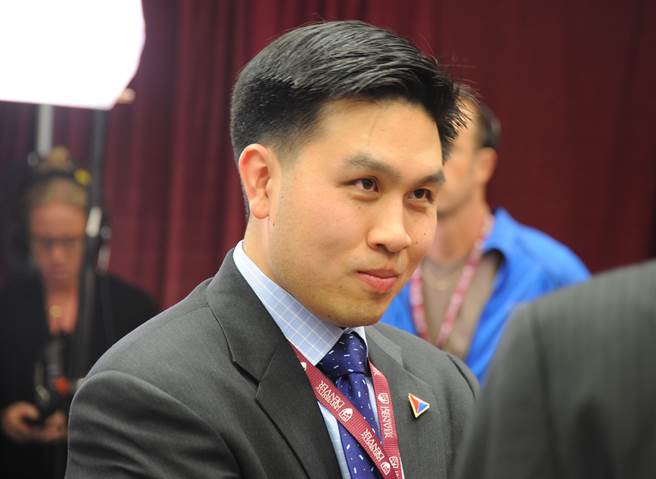 擅長政策分析的陳仁宜是美國國家廣播公司新聞網（NBC News）訪談節目「會晤新聞界」（Meet the Press）和許多政論節目的評論員。(圖／中新社)