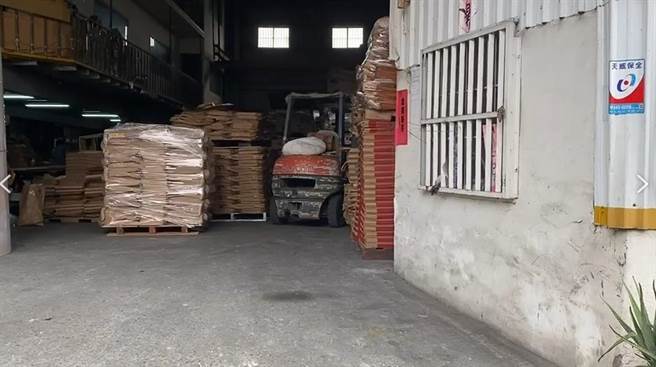 警方表示，初步调查男童疑似在工厂内遭堆高机撞击导致受伤，目前已报请检察官相验，详细细节仍在调查当中。（民眾提供）