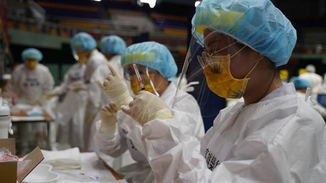 屏县传出7旬老翁施打莫德纳疫苗后死亡消息，目前检警正厘清死因。(资料照)