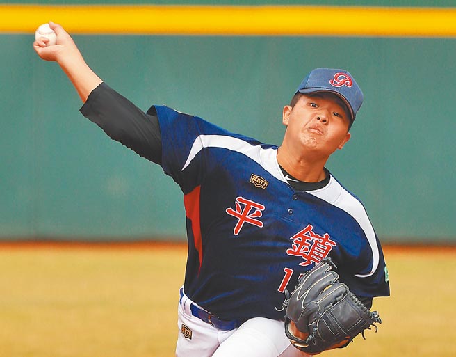平鎮高中強投陳志杰以U18世界盃冠軍的資格報名中職選秀。（本報資料照片）