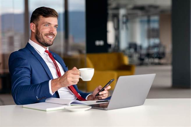 狮子座、摩羯座、白羊座的人天生最有野心，总能靠着坚强的意志力顺利出人头地。（图／Shutterstock）
