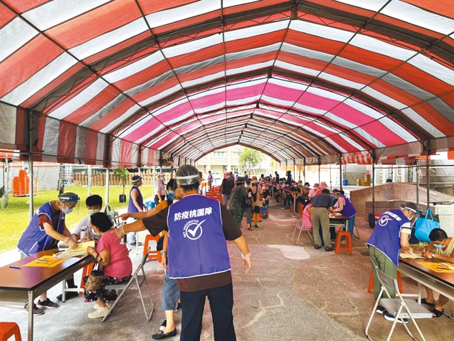 平镇区11名现任里长涉贪恐遭停职，区公所及里民都忧心将影响之后区政推行工作。（吕筱蝉摄）