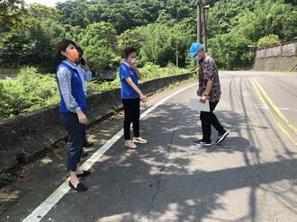 优享资讯 万里联外道路坑疤藏危机市议员协助争取经费改善